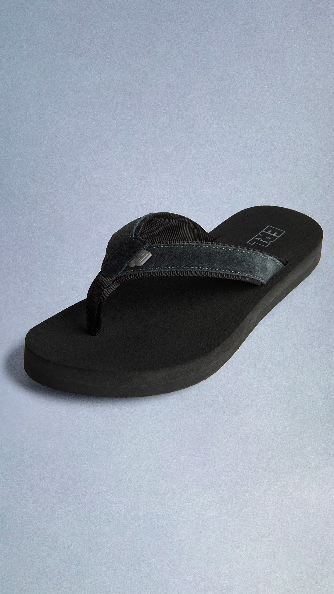 black flip flops - Image 5