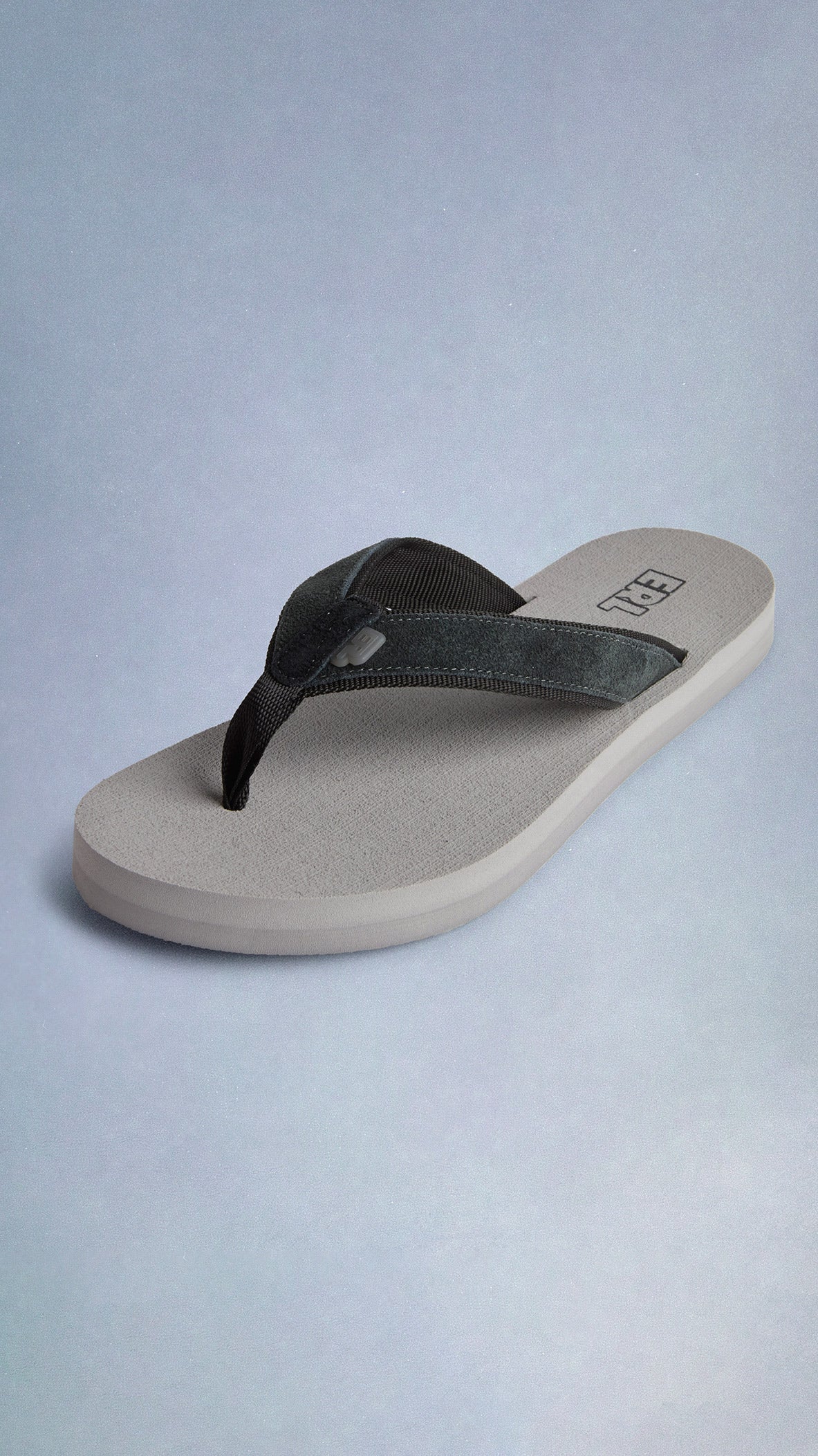 grey flip flops - Image 5